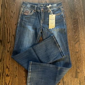 Keya Dark Blue Boot Cut Jeans NWT Size 33
